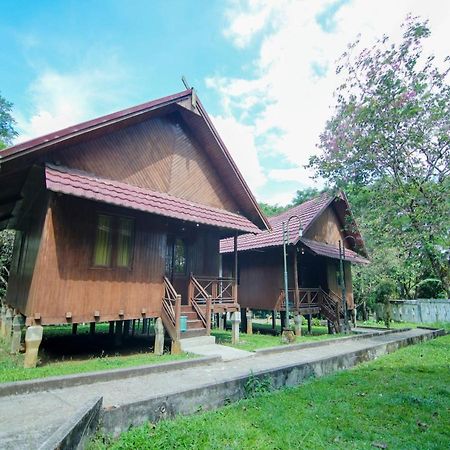 Oyo 3475 Villa Ex Mtq Pagaralam Экстерьер фото